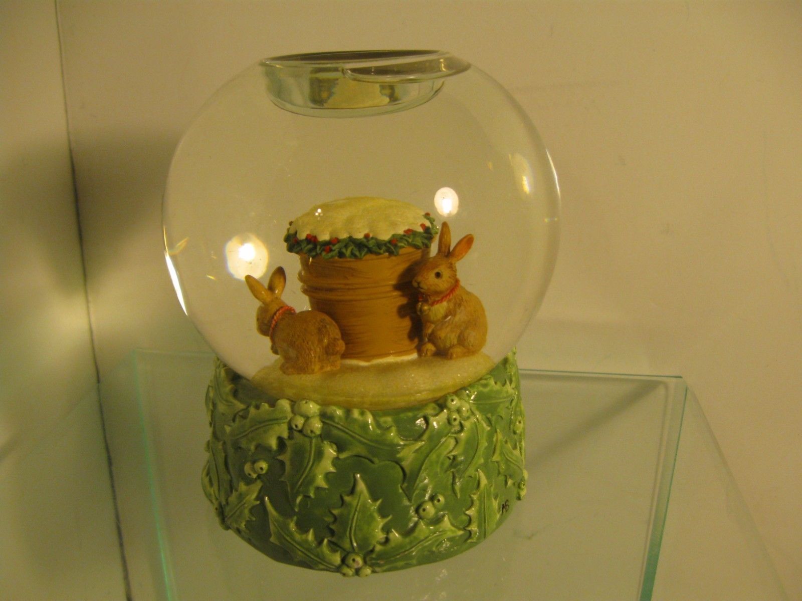Marjolein Bastin Tea Light Candle Christmas Water Globe Hallmark Snow Bunnies - $17.32