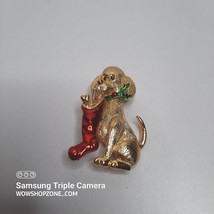 Vintage Signed Gerrys Gold Tone Holiday Christmas Puppy Dog Pin Stocking Brooch - £10.13 GBP