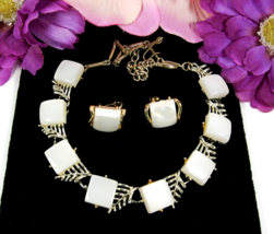 CORO Thermoset WHITE Milky CABS Vintage NECKLACE &amp; CLIP ON EARRINGS Chok... - €19,71 EUR