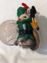 Original Real Fur Kleine Maus Fabrik USA Maus Robin Hood Köcher Pfeil Grün - £27.54 GBP