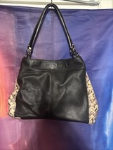 Coach F57505 Tote Bag Black Leather - $1,881.74 MXN