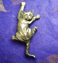 Silver Cat Brooch Vintage Solid Scared Kitty Sterling silver 15.2 Grams Whimsica - £115.90 GBP