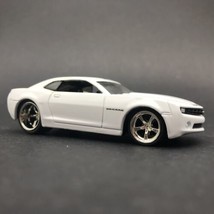 Jada 2006 06 Chevrolet Chevy Camaro Concept White Car Bigtime Muscle 1/64 - £27.07 GBP