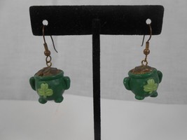 Vintage Pot of Gold Clover Drop earrings St. Patty&#39;s Day - £7.55 GBP