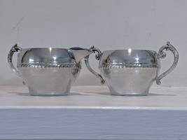 Mid Century Silverplate Sugar &amp; Creamer Set Vintage S Hallmark Antique Dining - £19.81 GBP