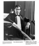 1989’s THE LIVING DAYLIGHTS Timothy Dalton in tux by car original b/w 8x... - $285.40 MXN