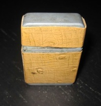 Vintage 1940s JAN Products Corps New York N.Y. Wind Proof Trench Style Lighter - £19.97 GBP