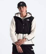 The North Face Retro Denali Hoodie White/Dune NF0A88YQROU Women’s Size S - $149.99