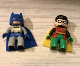 LEGO DUPLO BLUE BATMAN AND ROBIN WITH CAPES - $403.75 MXN