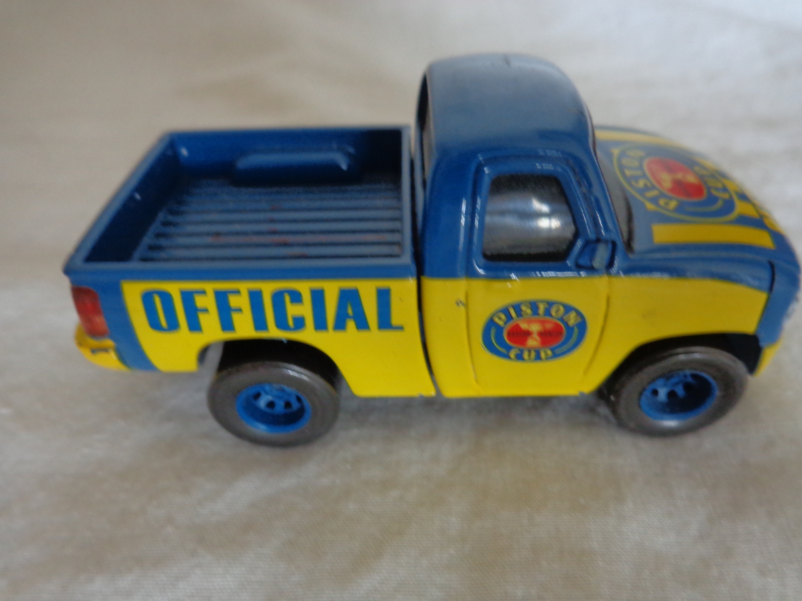 Primary image for Piston Cup Official Truck Disney Pixar #2869 EAB (#2708/19)