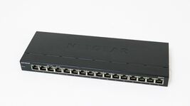 Netgear GS316-100NAS 16-Port Gigabit Ethernet Unmanaged Switch image 2