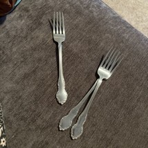 1 Oneida Stainless Steel Dinner Forks TENNYSON (OLD) Cube Mark 3 Ava - £18.99 GBP