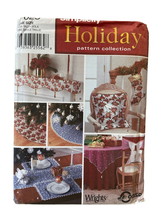 Simplicity Sewing Pattern 7023 Christmas Holiday Pillows Mantel Cover Tr... - £6.82 GBP