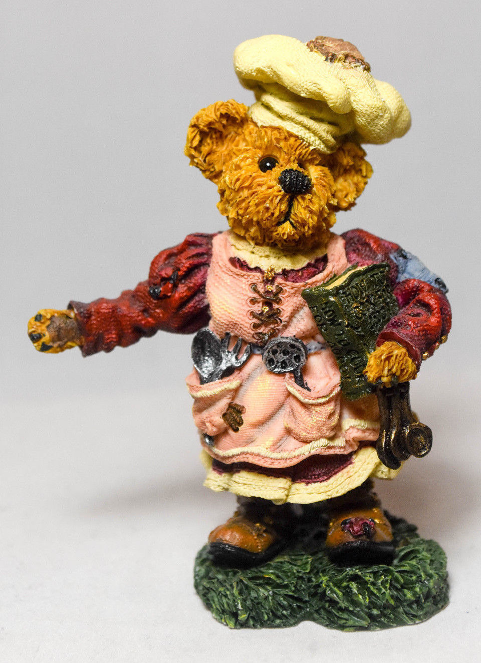 Boyds Bears: Bernice as Mrs Noah - Chief Cook and Bottle - 1st Edition - #2427 - $20.50