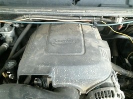 SILVRDO15 2010 Engine Cover 1039376051 - $1,418.44 MXN
