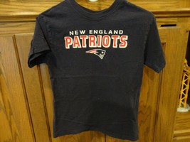 Blue Reebok New England Patriots NFL Football Cotton T-shirt  Youth M (10-12) - $14.84