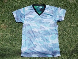 Green Gray Camouflage short sleeve V-neck T-shirt Elxr Camouflage V neck... - £16.01 GBP