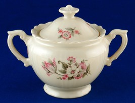 Aberdeen China Moss Rose Sugar Bowl w Lid Scalloped Edge No Trim - £11.84 GBP