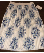 NWT LuLaRoe 2.0 Large JILL Pleated Skirt BEAUTIFUL White &amp; Blue Floral F... - $37.99