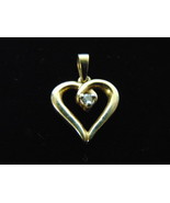 Womens Vintage Estate 14K Yellow Gold Heart Pendant w/ Diamond Chip 1.7g... - $1,978.84 MXN