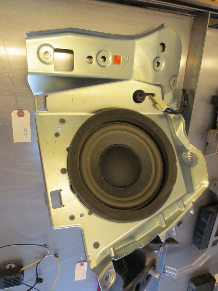 Subwoofer Enclosure For 10-14 SUBARU OUTBACK LIMITED 2.5 - $218.30