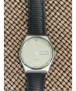 Vintage Rado Voyager 636-34244 SN-25353613 Automatic Day Date - $237.60
