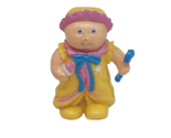 1&quot; VINTAGE 1984 CABBAGE PATCH KIDS MINI PVC FIGURE BABY DOLL YELLOW OUTFIT - £14.88 GBP