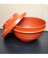 Vintage Tupperware Harvest Orange Serve N Seal Bowl #1436 Seal #1437 - $22.22