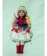 Vintage costume doll, classic European folklore costumes 7.3&quot; - $95.03 MXN