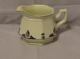 Adams China Veruschka Real English Ironstone Creamer - $30.68