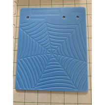 Scrapbooking Fiskars Webbing &amp; Netting Embossing Plate - $7.60