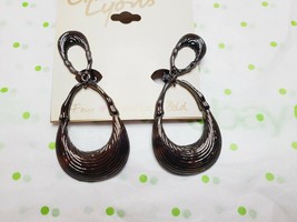 Erica Lyons Black Metallic Drop Earrings Clip On Earrings New - £11.44 GBP