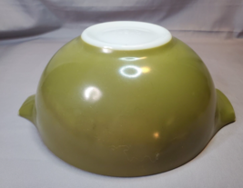 Vintage Pyrex Cinderella  Bowl 443 Avocado Green 2.5 qt Mixing Serving Verde - £15.78 GBP