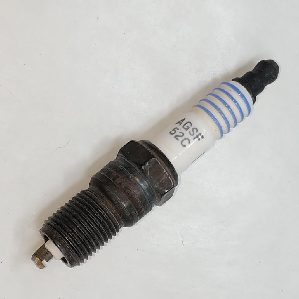 10x Motorcraft AGSF52C Suppressor Spark Plugs Vintage NOS Replace SP-442 Vintage