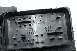 2006-2009 VOLKSWAGEN RABBIT ENGINE BAY ELECTRICAL FUSE RELAY BOX ASSEMBLY H1713 image 13