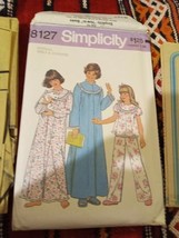 Vtg 1977 Simplicity pattern 8127 Girls PJ, Nightgown, ROBE SZ M cut&amp;Comp... - £5.67 GBP