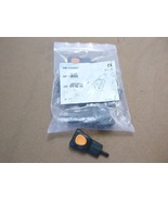BPM49 DINACLICK NIBP Connector Single Hose BPC31 - Lot of 10 - $67.85