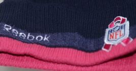 Reebok Team Apparel NFL Licensed Tennessee Titans Breast Cancer Beanie image 4