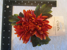 RUST FLOWER Silk / Fabric, Fashion CLIP -  Vintage Corsage, Clothing Acc... - £4.31 GBP