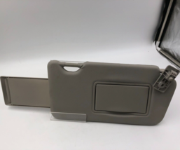 2015-2019 Nissan Versa Passenger Sun Visor Sunvisor Gray OEM E01B27083 - £36.38 GBP