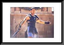 Gladiator Russell Crowe signed movie photo - £279.77 GBP