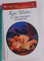 at the sheikh&#39;s command by kate walker harlequin novel fiction paperback good - £4.66 GBP