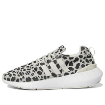 adidas Originals Women&#39;s Swift Run 22 Sneaker Talc/Black/White GZ4976 Size 9.5 - £41.19 GBP