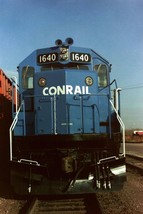 Conrail 1640 GP-15-1 Locomotive Chicago Area 2 Color Negative 1970s - £5.06 GBP