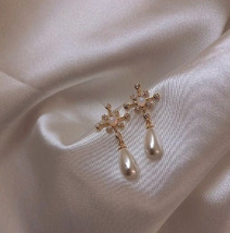 14K Gold Pearl Earrings, Cross Earrings, Christianity Earrings, Pearl Earrings,  - £21.27 GBP