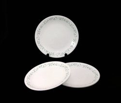 Four Corelle Country Cottage luncheon plates. Vintage Corningware made in USA. - £35.64 GBP