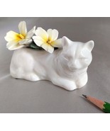 CROWN STAFFORDSHIRE Fine Bone China (England) Handcrafted Floral Cat Fig... - $9.70