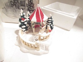 Department 56-SNOW VILLAGE- 5146-2 Village GAZEBO- Ln - BOXED-D4 - £13.38 GBP