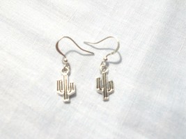 TINY SAGUARO CACTUS ALLOY SILVER CHARMS DANGLING PAIR OF EARRINGS - $3.99