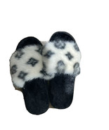 Ladies Fluffy Slider Slippers Slip On Size Small - €27,60 EUR